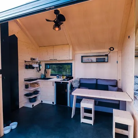 Tiny House - Martinka Apartment Svetlik